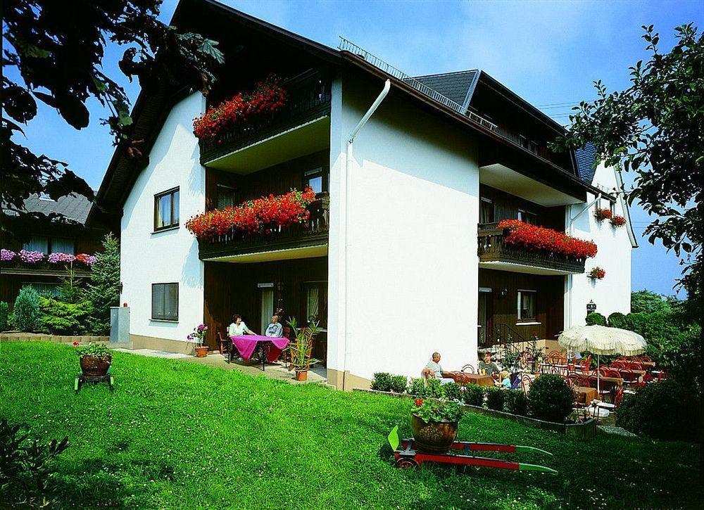 Pension Waldesruh Welschneudorf Bagian luar foto